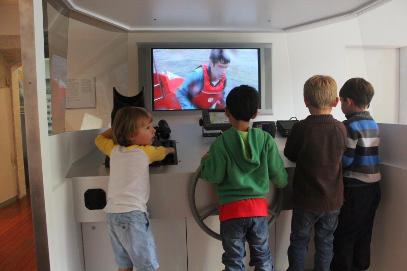 Village Camps International Summer Camp VDC Geneva 2016-08-12 https://www.villagecamps.com/journals_admin/images/331-10-Picture 033.jpg